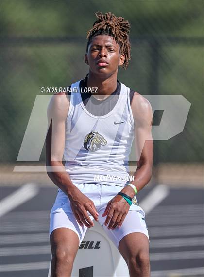 Thumbnail 2 in UIL 6A Track & Field Area 13&14 (100M) photogallery.