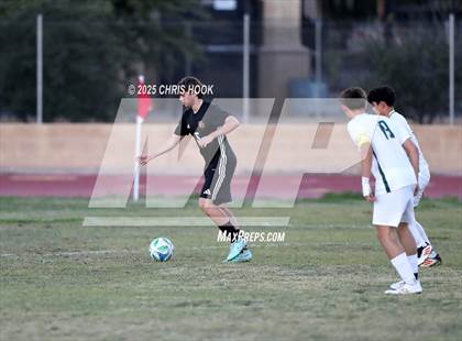Thumbnail 3 in Salpointe Catholic vs Tanque Verde (Brandon Bean Soccer Tournament) photogallery.