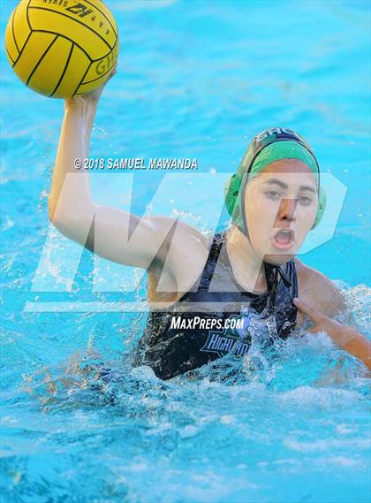 Thumbnail 2 in Granada Hills Charter vs. Birmingham photogallery.
