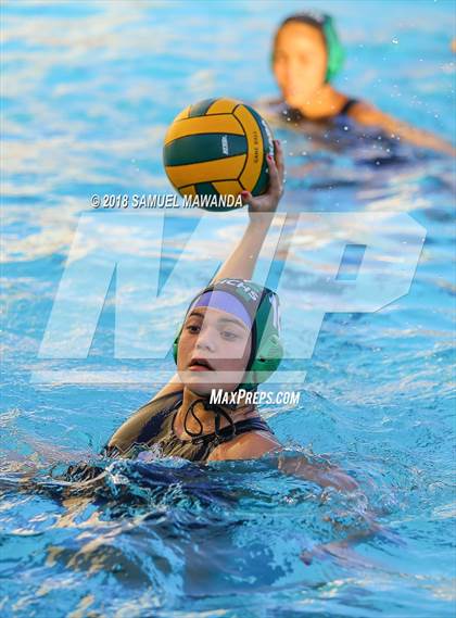 Thumbnail 2 in Granada Hills Charter vs. Birmingham photogallery.