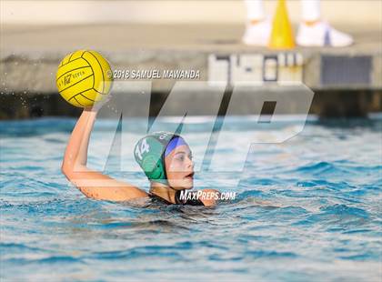 Thumbnail 2 in Granada Hills Charter vs. Birmingham photogallery.