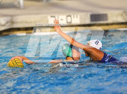 Thumbnail 2 in Granada Hills Charter vs. Birmingham photogallery.