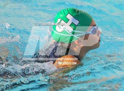 Thumbnail 2 in Granada Hills Charter vs. Birmingham photogallery.