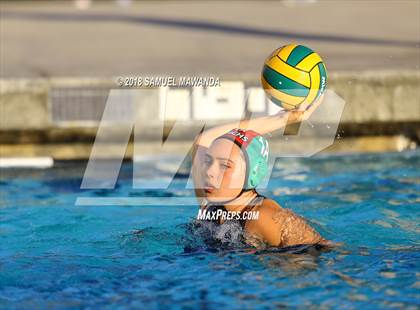 Thumbnail 3 in Granada Hills Charter vs. Birmingham photogallery.