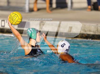 Thumbnail 2 in Granada Hills Charter vs. Birmingham photogallery.