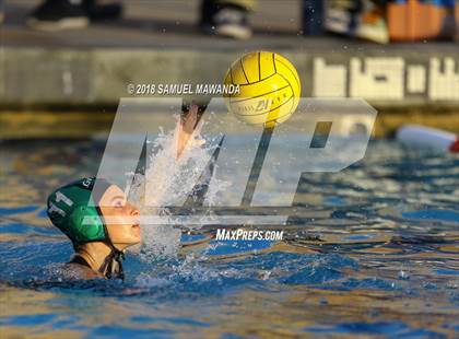 Thumbnail 2 in Granada Hills Charter vs. Birmingham photogallery.