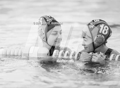Thumbnail 2 in Granada Hills Charter vs. Birmingham photogallery.