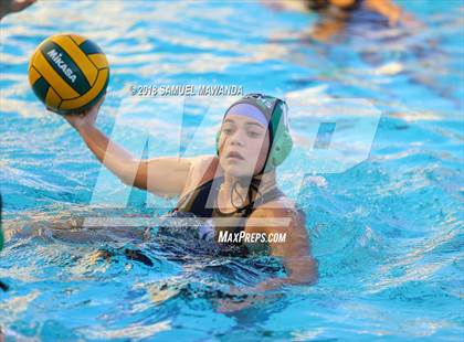 Thumbnail 3 in Granada Hills Charter vs. Birmingham photogallery.
