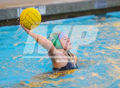 Thumbnail 2 in Granada Hills Charter vs. Birmingham photogallery.
