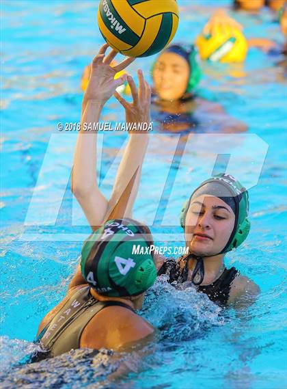 Thumbnail 2 in Granada Hills Charter vs. Birmingham photogallery.