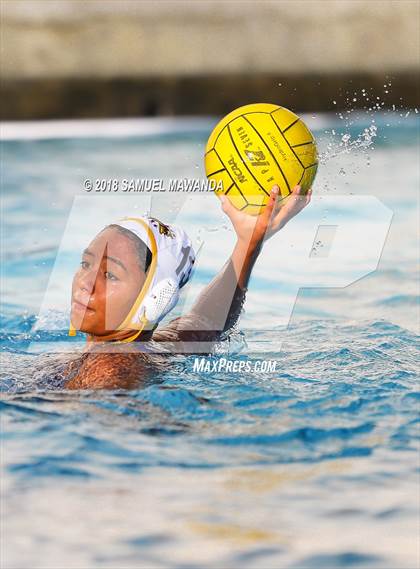 Thumbnail 1 in Granada Hills Charter vs. Birmingham photogallery.