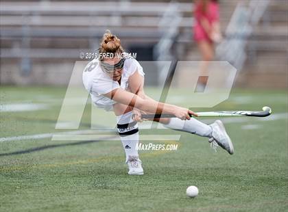 Thumbnail 2 in Westfield vs Riverside (Bulldog Invitational) photogallery.