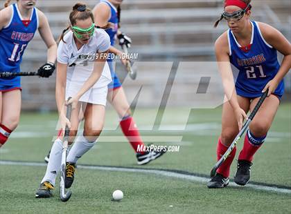 Thumbnail 2 in Westfield vs Riverside (Bulldog Invitational) photogallery.