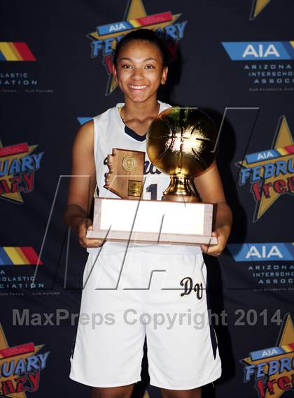 Thumbnail 3 in Desert Vista (AIA D1 Final Award Photos) photogallery.