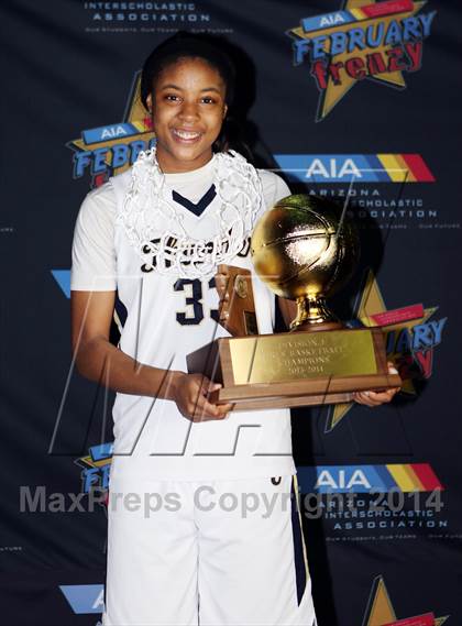 Thumbnail 1 in Desert Vista (AIA D1 Final Award Photos) photogallery.