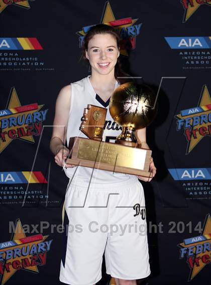 Thumbnail 3 in Desert Vista (AIA D1 Final Award Photos) photogallery.