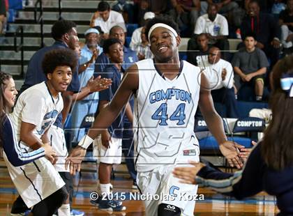 Thumbnail 1 in La Mirada vs. Compton (CIF SoCal Regional D2 Playoff) photogallery.