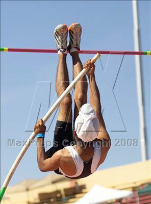 Thumbnail 3 in CIF SJS D1 Championships (Boys Pole Vault) photogallery.