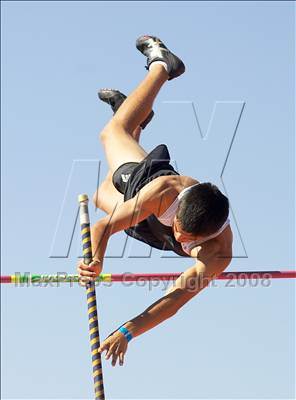 Thumbnail 2 in CIF SJS D1 Championships (Boys Pole Vault) photogallery.