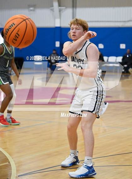 Thumbnail 2 in Green Level vs Calvary Christian (Sun Bash Tampa) photogallery.