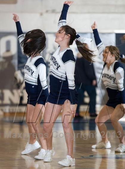 Thumbnail 2 in Downey @ Johansen photogallery.