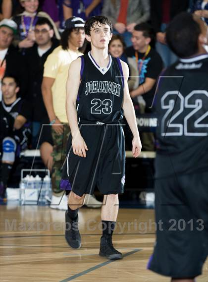 Thumbnail 2 in Downey @ Johansen photogallery.