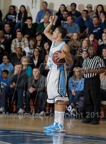 Thumbnail 1 in Downey @ Johansen photogallery.