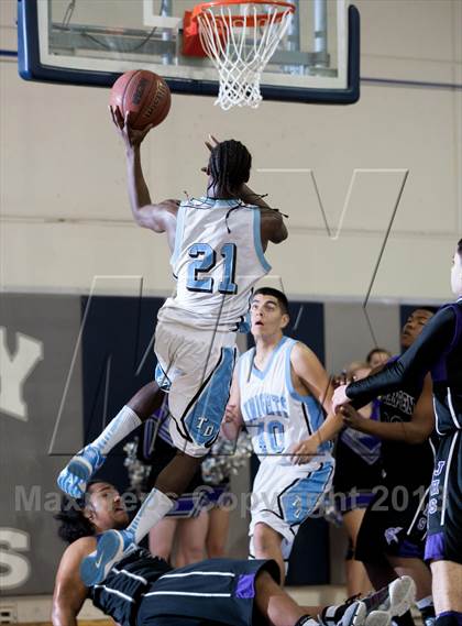 Thumbnail 2 in Downey @ Johansen photogallery.