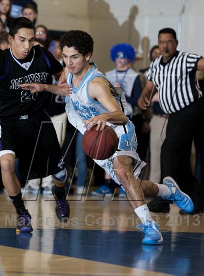 Thumbnail 2 in Downey @ Johansen photogallery.