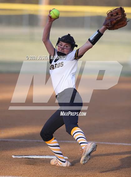 Thumbnail 2 in De Queen @ Arkadelphia photogallery.
