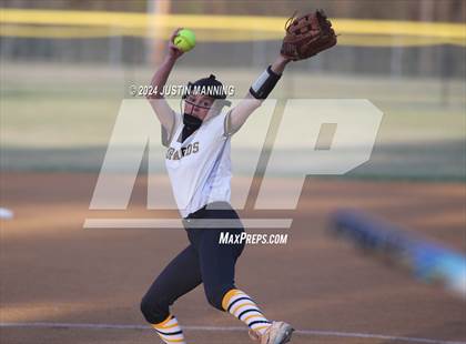 Thumbnail 1 in De Queen @ Arkadelphia photogallery.