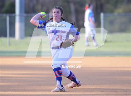Thumbnail 3 in De Queen @ Arkadelphia photogallery.