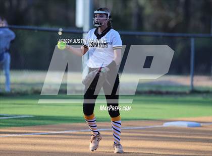 Thumbnail 2 in De Queen @ Arkadelphia photogallery.