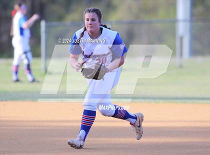 Thumbnail 2 in De Queen @ Arkadelphia photogallery.
