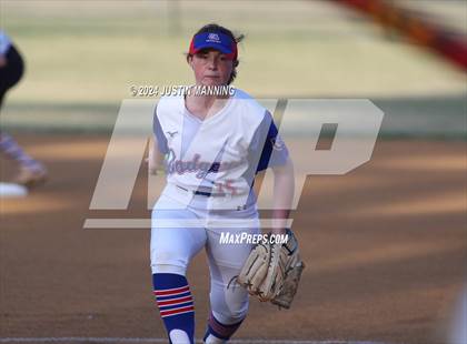 Thumbnail 2 in De Queen @ Arkadelphia photogallery.