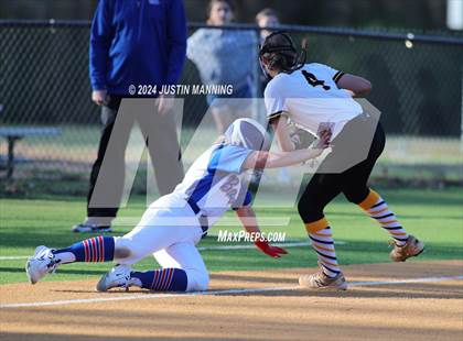 Thumbnail 1 in De Queen @ Arkadelphia photogallery.