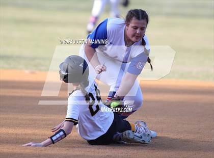 Thumbnail 3 in De Queen @ Arkadelphia photogallery.
