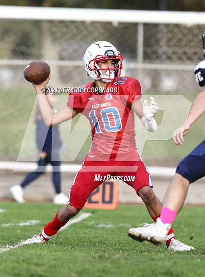Thumbnail 3 in East Union vs. Central Catholic photogallery.