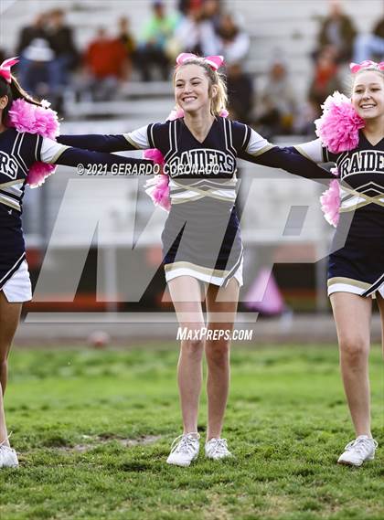 Thumbnail 2 in East Union vs. Central Catholic photogallery.