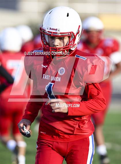 Thumbnail 1 in East Union vs. Central Catholic photogallery.