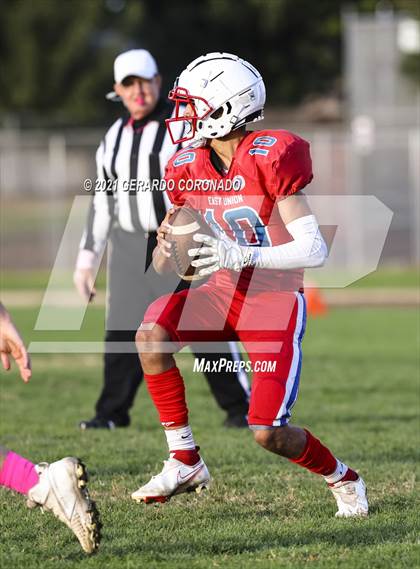 Thumbnail 2 in East Union vs. Central Catholic photogallery.
