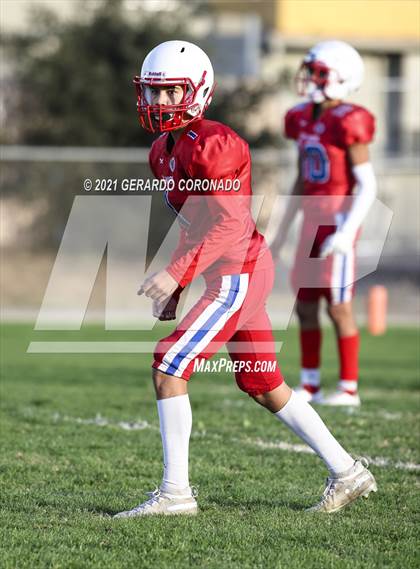 Thumbnail 3 in East Union vs. Central Catholic photogallery.