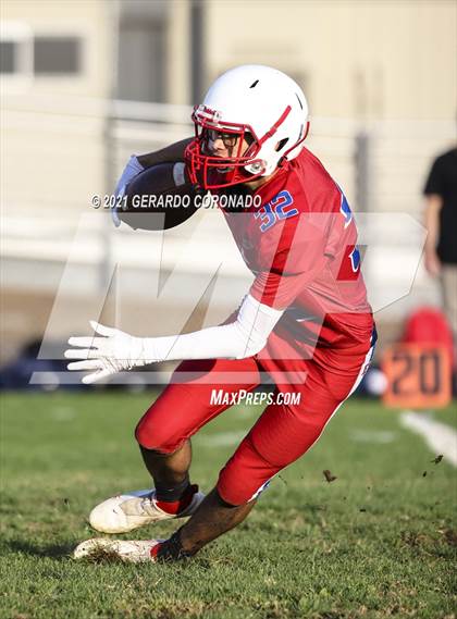 Thumbnail 2 in East Union vs. Central Catholic photogallery.