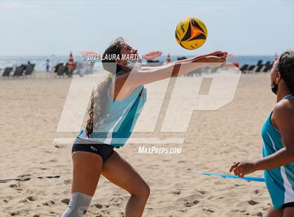 Thumbnail 1 in Broward Beach Volleyball Regionals photogallery.