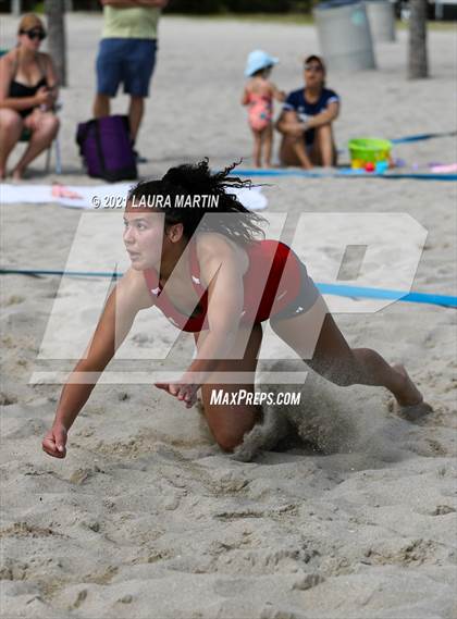 Thumbnail 2 in Broward Beach Volleyball Regionals photogallery.