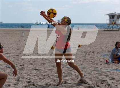 Thumbnail 2 in Broward Beach Volleyball Regionals photogallery.