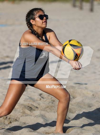Thumbnail 1 in Broward Beach Volleyball Regionals photogallery.