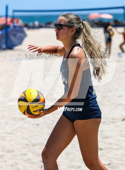 Thumbnail 1 in Broward Beach Volleyball Regionals photogallery.