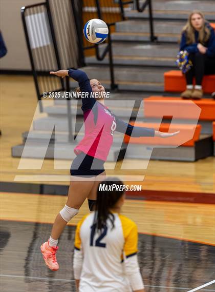 Thumbnail 3 in South Lyon vs South Lyon East (MHSAA Division 1 District 23 Championship) photogallery.
