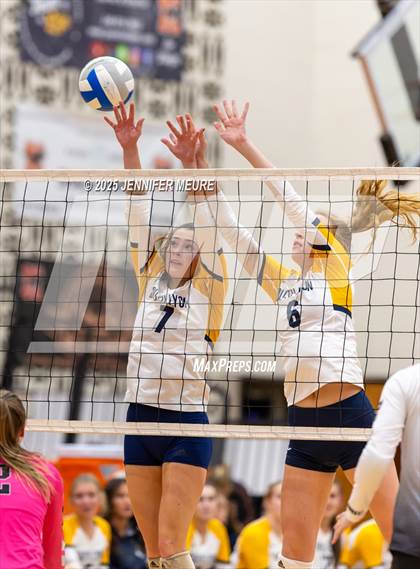 Thumbnail 3 in South Lyon vs South Lyon East (MHSAA Division 1 District 23 Championship) photogallery.